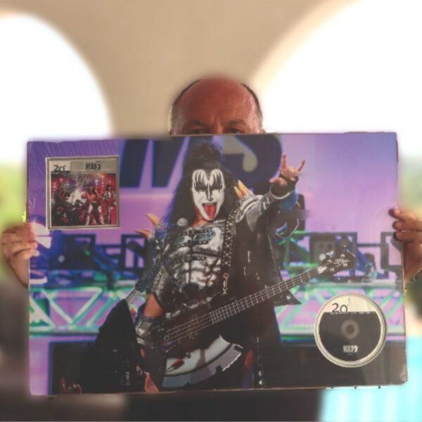 Kiss Signed CD with picture